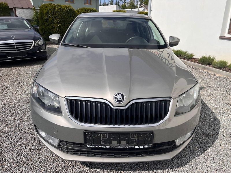 Škoda Octavia (2013) 1.2 TSI 81kw Serviska,TOP STAV - fotka 6 z 24