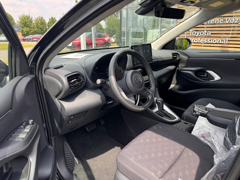 Toyota Yaris 1.5 Comfort - fotka 9 z 13