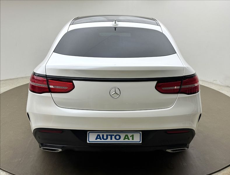 Mercedes-Benz GLE 3,0 AMG 4X4 LED DPH PANO TAŽNÉ - fotka 5 z 46