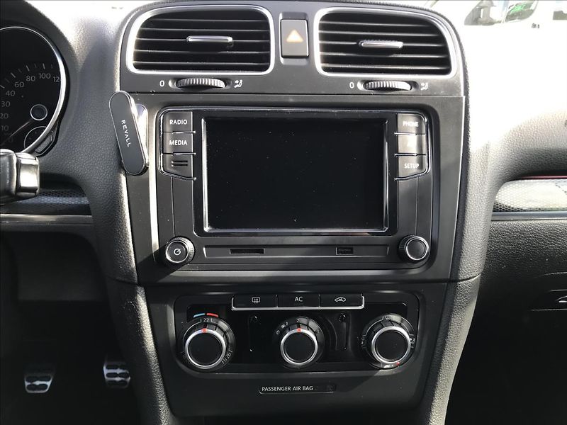 Volkswagen Golf 1,2 GTI - fotka 13 z 16