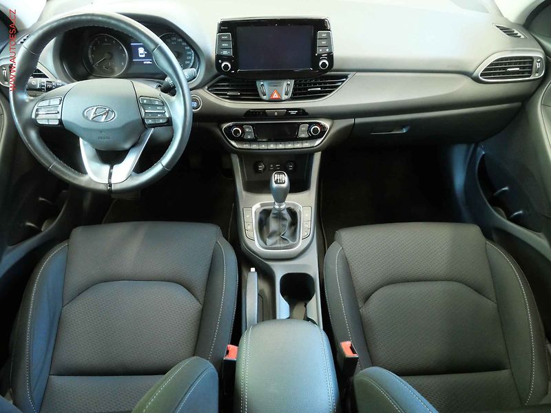 Hyundai i30 (2020) 1.4T-GDI, 1.maj,ČR, servis - fotka 8 z 20
