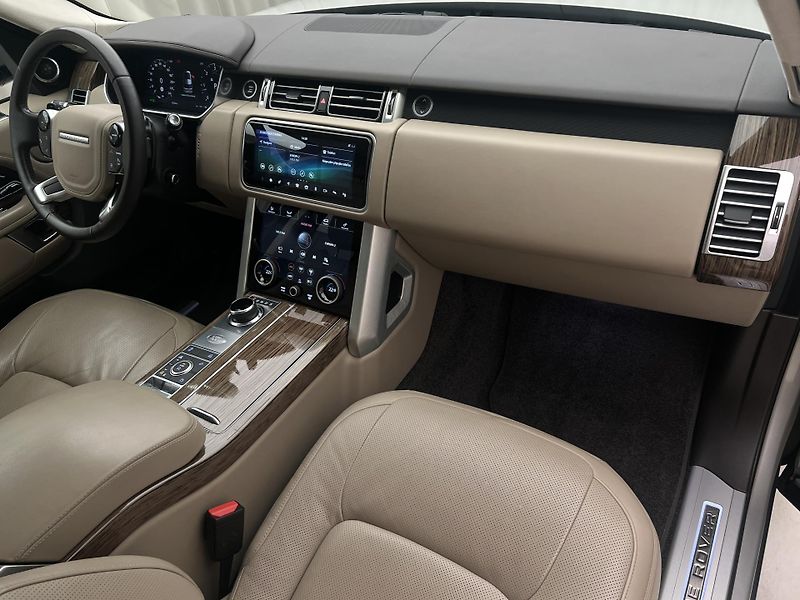 Land Rover Range Rover 4,4 SDV8 VOGUE AWD AUT - fotka 20 z 51