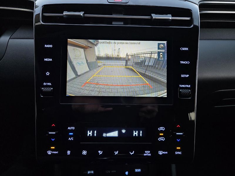Hyundai Tucson 1.6-DPH-V ZÁRUCE-KAMERA - fotka 30 z 35
