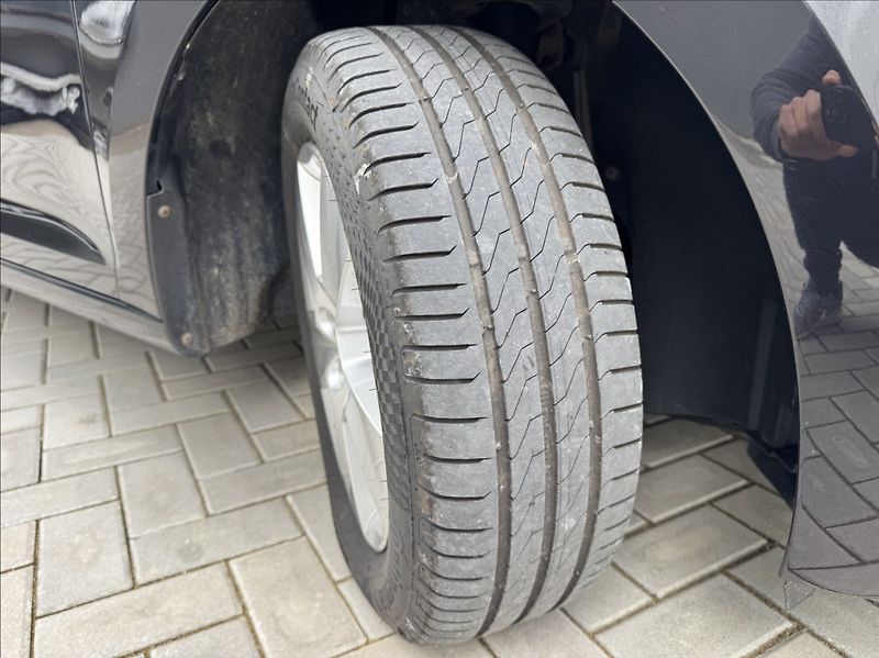 Škoda Rapid 1,6 TDI DSG SPACEBACK tažné - fotka 45 z 50