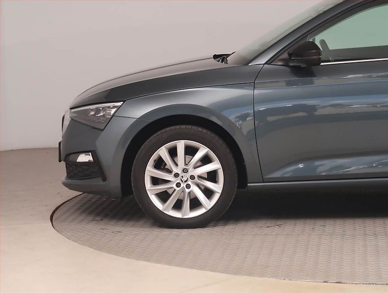 Škoda Scala (2020) Style Plus 1.5 TSI, ČR,1.maj - fotka 14 z 18