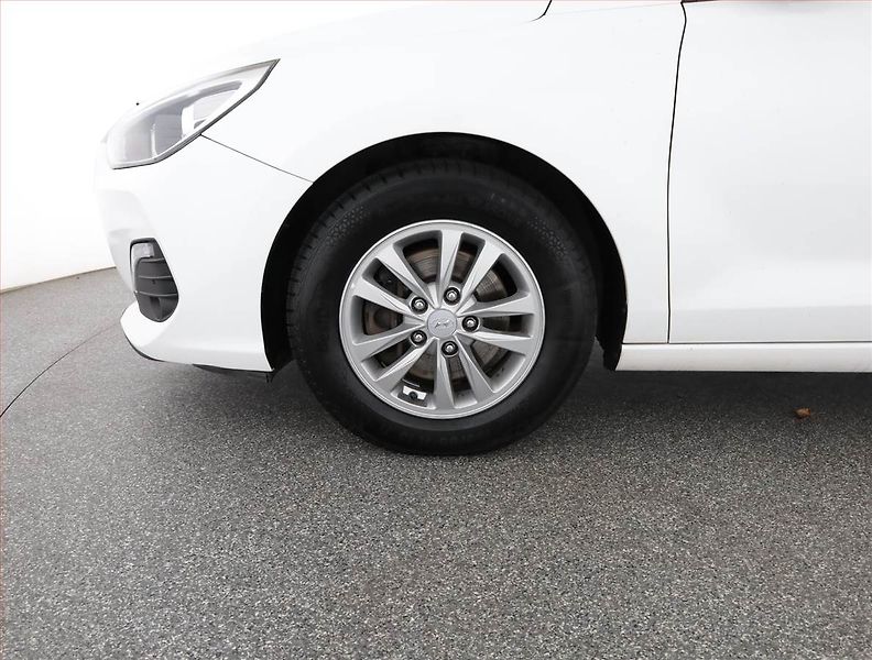 Hyundai i30 (2018) 1.6 CRDi, Serv.kniha, Tempomat - fotka 15 z 15