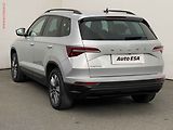Škoda Karoq (2023) 2.0 TDi, Tour, DSG, LED, - náhled 6