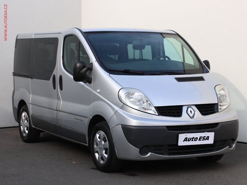 Renault Trafic (2009) 2.0 DCi - fotka 1 z 3