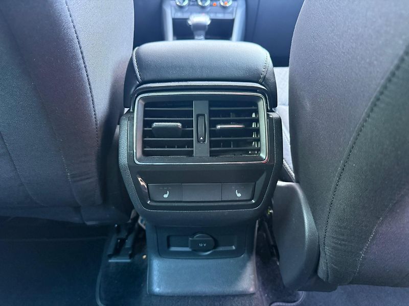 Škoda Karoq Style 2.0TDI 110kw DSG 4x4 - fotka 21 z 22