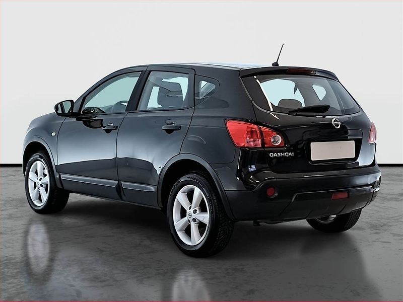 Nissan Qashqai (2009) 2.0, Serv.kniha, Tempomat - fotka 4 z 19