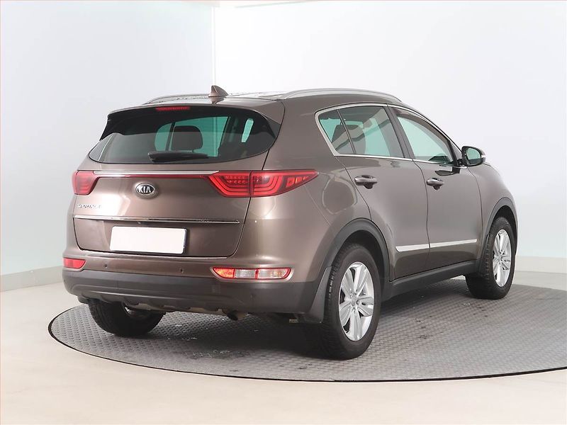 Kia Sportage (2018) 1.6 GDI, ČR,1.maj, Serv.kniha - fotka 5 z 18