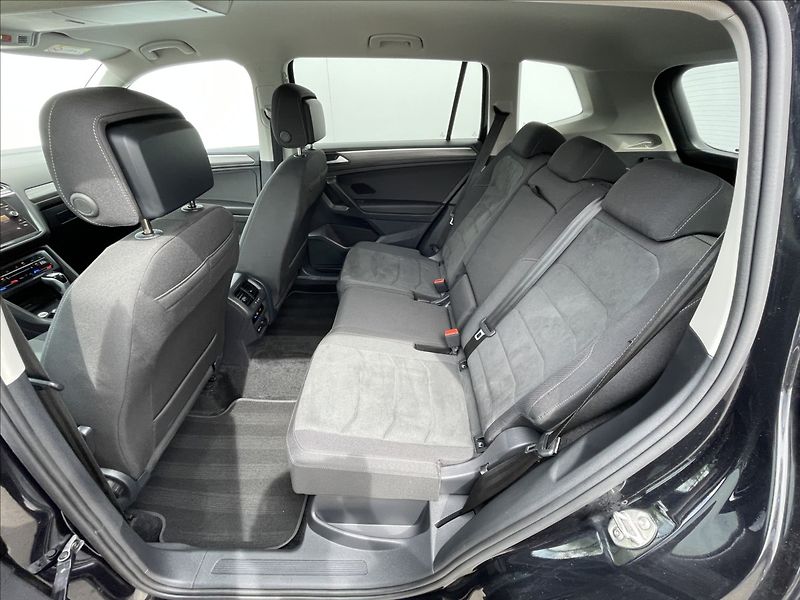 Volkswagen Tiguan Allspace 1,5 TSI DSG EVO Elegance ACC - fotka 15 z 23