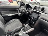 Suzuki Vitara (2015) 1.6i VVT LED Navi Pano Kamera - náhled 15