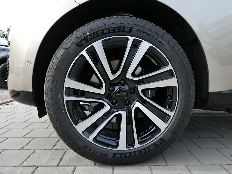 Land Rover Range Rover (2026) 3,0 Autobiography P460e - fotka 2 z 44