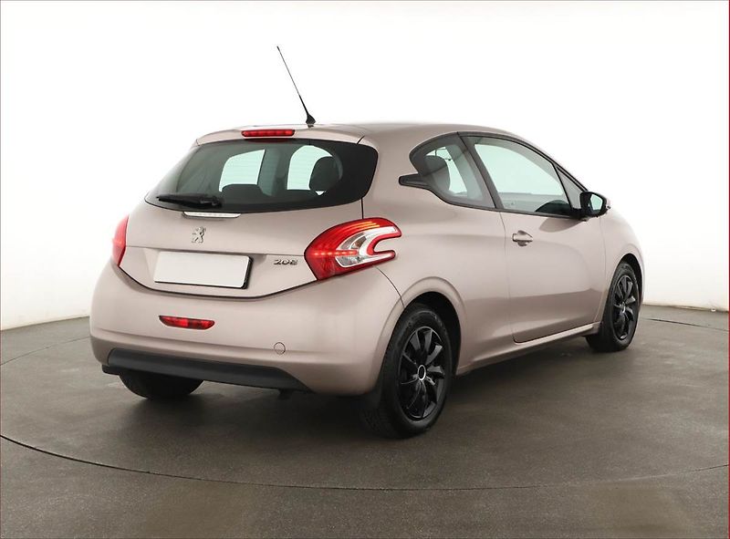 Peugeot 208 (2012) 1.4 VTi, za skvělou cenu - fotka 5 z 13