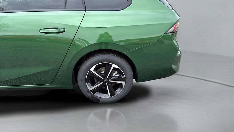 Opel Astra Edition ST Hybrid 1.2 TURBO (1 - fotka 23 z 23