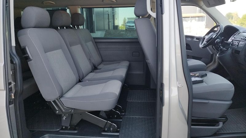 Volkswagen Caravelle (2011) 2.0TDI, volat-608 081 843 - fotka 13 z 15