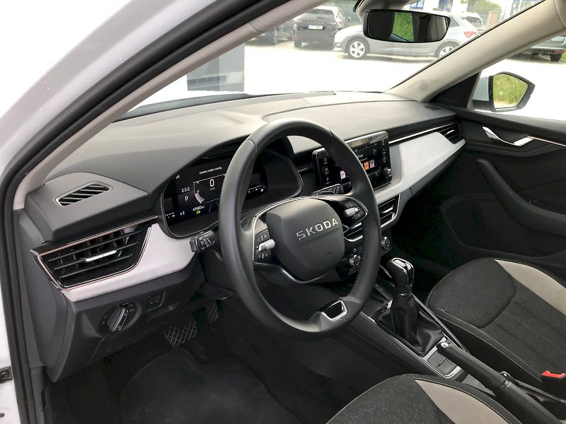 Škoda Kamiq (2025) SELEC TSI 85/1.0 A7F - fotka 18 z 26