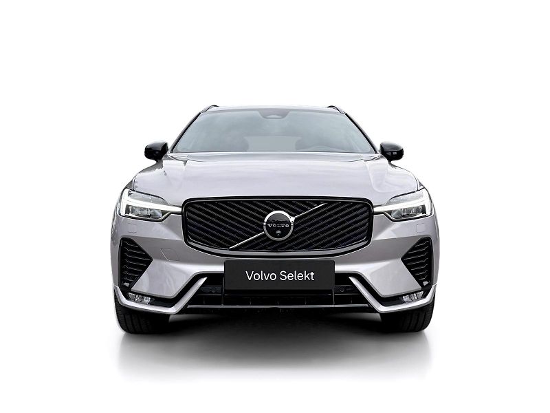 Volvo XC60 B5 AWD PLUS DARK +komplety kol - fotka 9 z 49