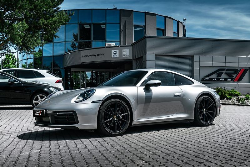 Porsche 911 Carrera 4 Sport Chrono PDLS - fotka 23 z 23