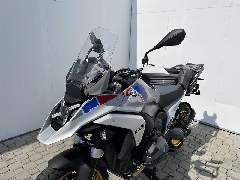 BMW (2026) R 1300 GS - fotka 8 z 12