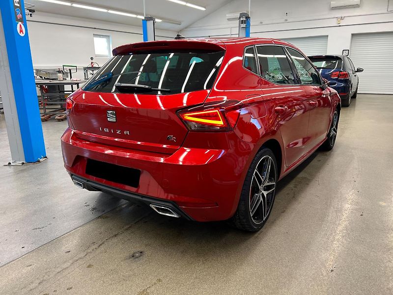 Seat Ibiza FR 1.0 TSi 85kW - fotka 3 z 14