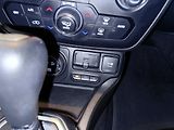 Jeep Renegade (2022) 1.3 T4 REZERVOVÁNO - náhled 34