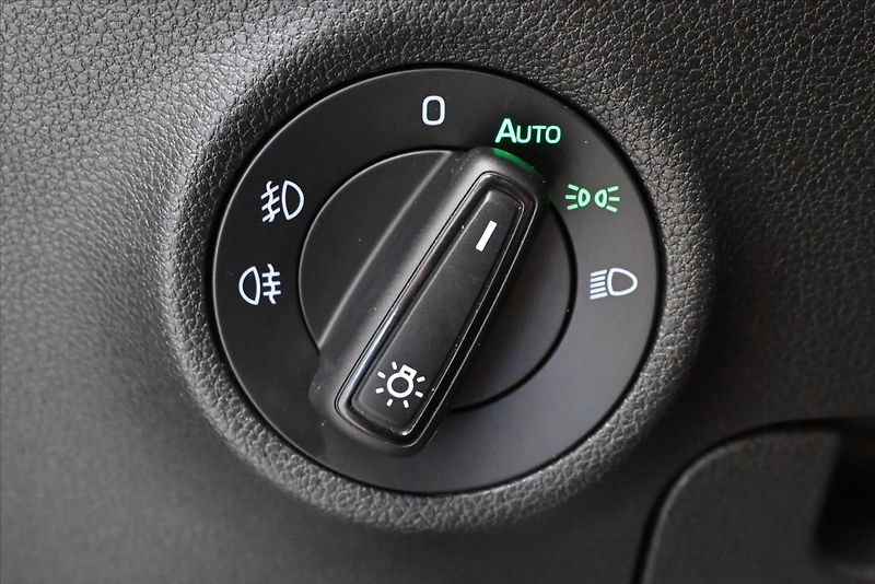 Škoda Kodiaq 2,0 TDI 110 kW DSG NAVI TAŽNÉ - fotka 26 z 31