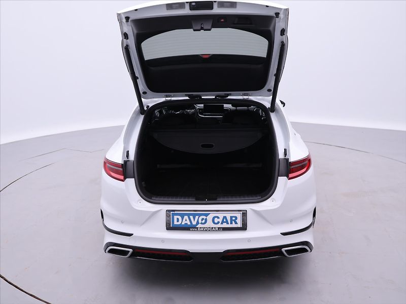 Kia ProCeed 1.6 CRDi 100kW GT-Line DCT CZ - fotka 9 z 32