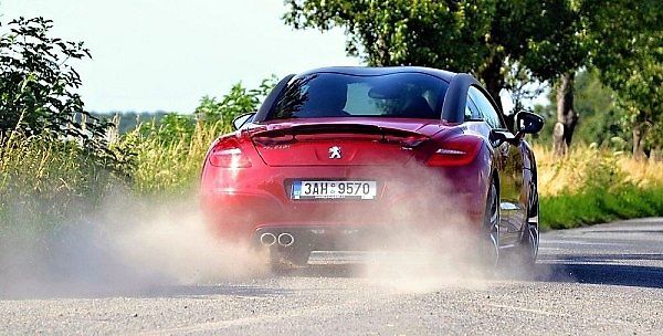 Peugeot RCZ.