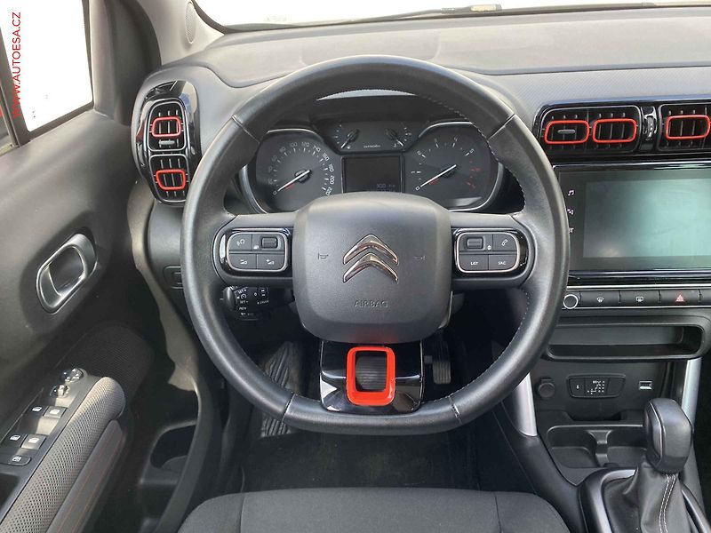 Citroën C3 Aircross (2020) 1.2PT, Shine, AT, panor - fotka 11 z 18