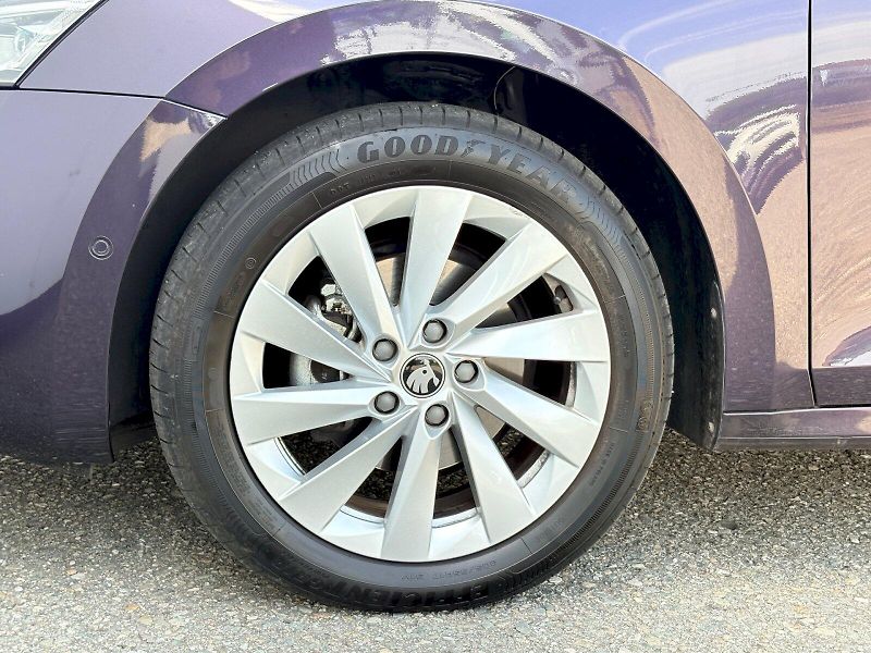 Škoda Octavia (2025) DSG 2.0 TDI / 110 kW / TOP SEL - fotka 24 z 29