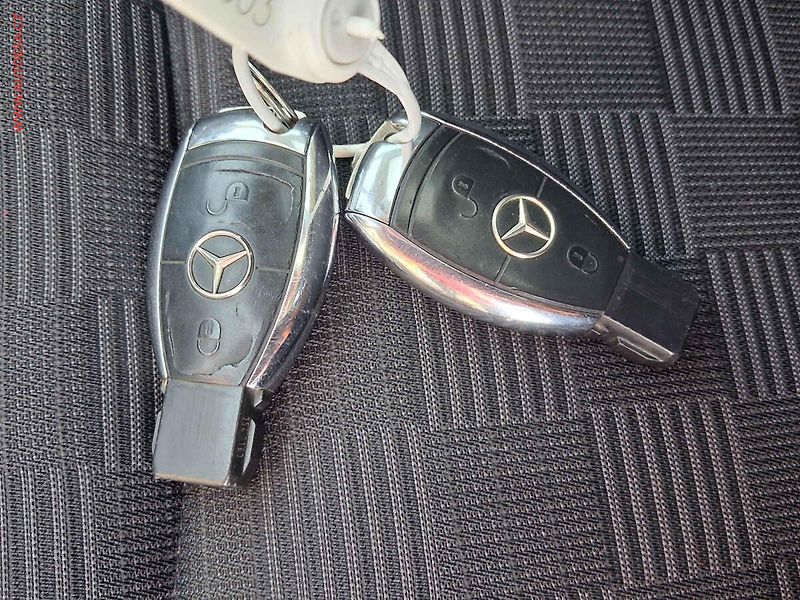 Mercedes-Benz Třídy C (2007) 1.8i, Panorama, AC - fotka 24 z 24