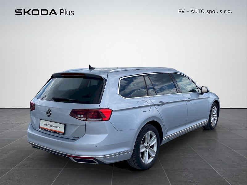 Volkswagen Passat (2023) 2.0 TDI 147kW 4MOT DSG Eleganc - fotka 2 z 35