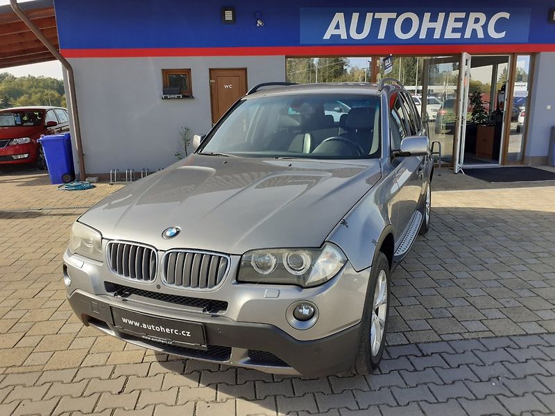 BMW X3 (2009) 2.0 x drive 1.maj čr 4x4 - fotka 1 z 27