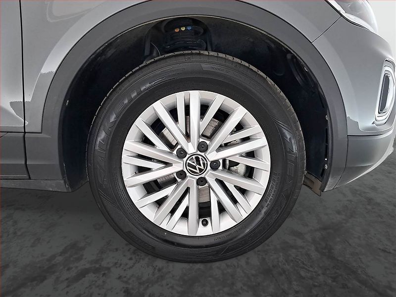 Volkswagen T-Roc (2025) 1.0 TSI - fotka 14 z 19