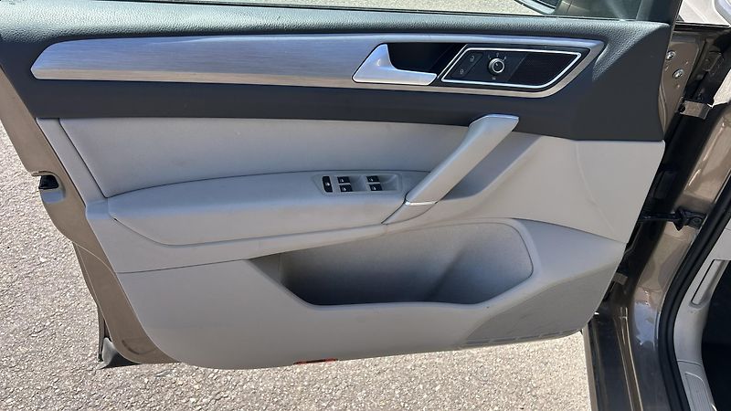 Volkswagen Golf Sportsvan (2017) 1,2 81KW AUTOMAT COMFORTLINE - fotka 7 z 18