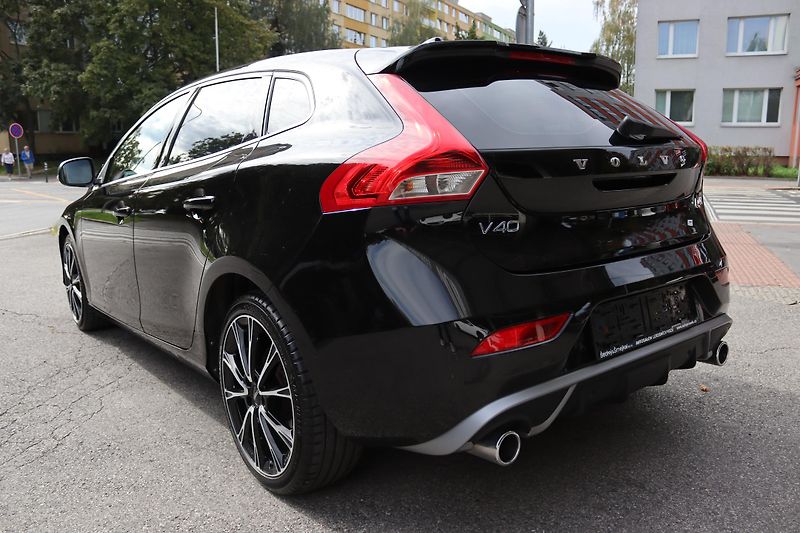 Volvo V40 Volvo V40 R-Design 140kW - fotka 16 z 55