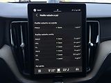 Volvo XC60 T8 AWD ULTRA DARK / B&W VZDUCH - náhled 52