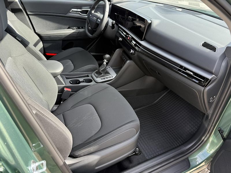 Kia Sportage (2026) EXCLUSIVE + PAKET PLUS 1.6TGDI - fotka 10 z 14