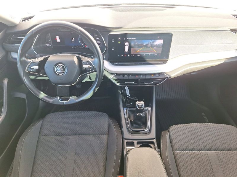 Škoda Octavia (2021) COMBI / 1.5 TSI / 110kW / 6MP - fotka 13 z 34