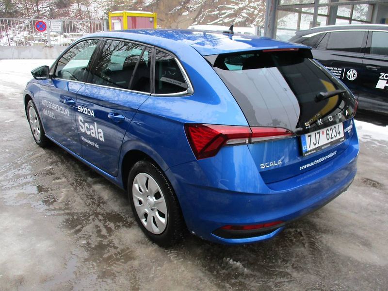 Škoda Scala Top Selection 1,5TSI 110kW DSG - fotka 7 z 14