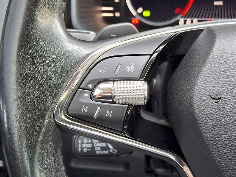 Škoda Kodiaq (2023) L&K DSG 4x4 2,0TDi 147kW - fotka 32 z 35