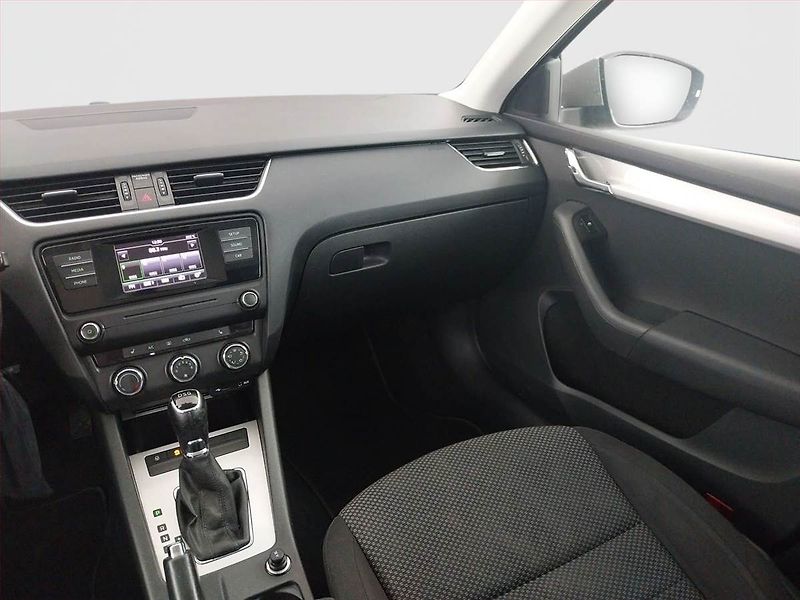Škoda Octavia (2016) Ambition 1.6 TDI, Automat - fotka 8 z 16
