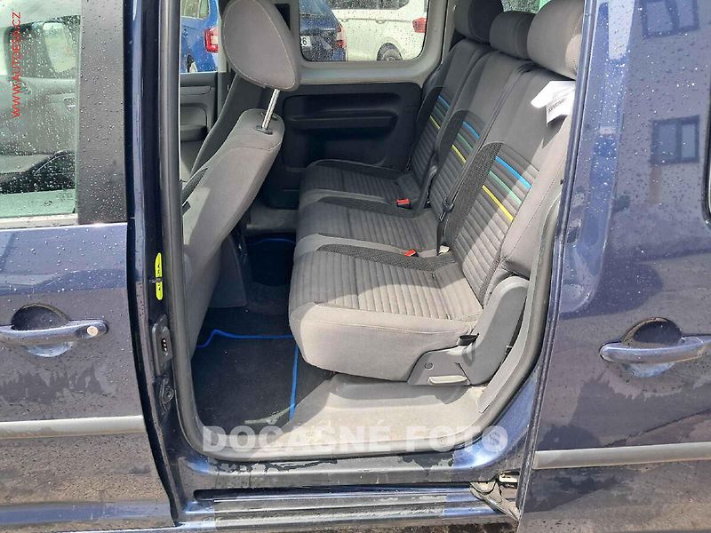 Volkswagen Caddy (2014) 1.6TDi MAXi 7míst, Soccer - fotka 7 z 8