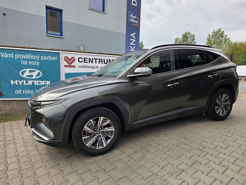 Hyundai Tucson 1.6-1.MAJ.-NÍZKÉ KM-AUT.KLIMA - fotografie inzerátu