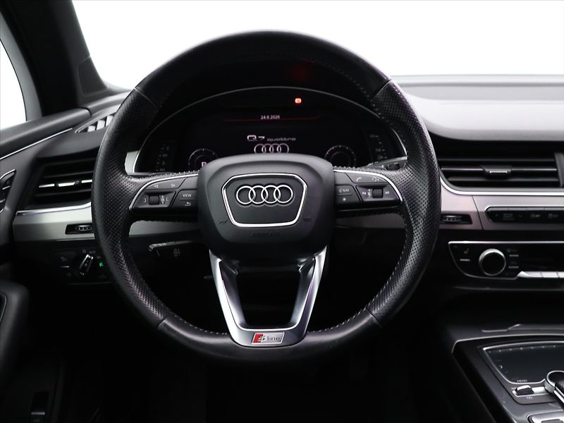 Audi Q7 3,0 TDI 200kW quattro 1.Maj. - fotka 16 z 32