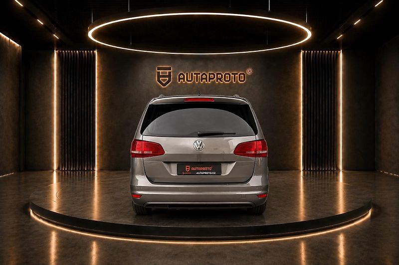 Volkswagen Sharan (2015) 2.OTDi-130kW-DSG-Highline-7mís - fotka 5 z 14