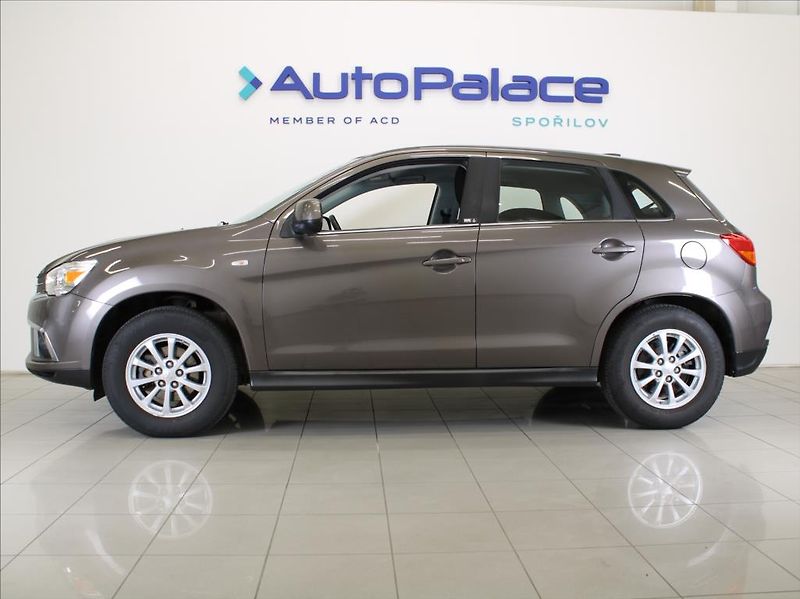 Mitsubishi ASX 1,6 i 86kW Invite+ 49tkm! ČR - fotka 5 z 21