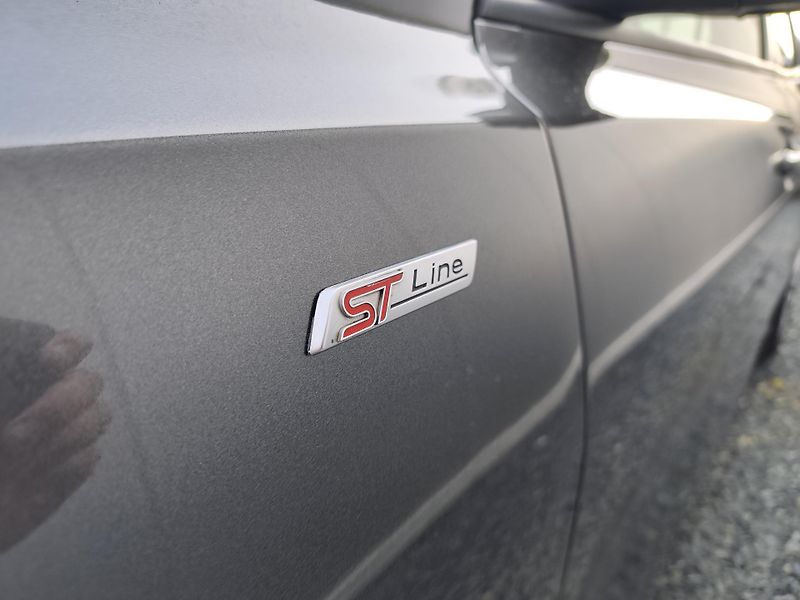 Ford Focus ST-LINE - fotka 11 z 24